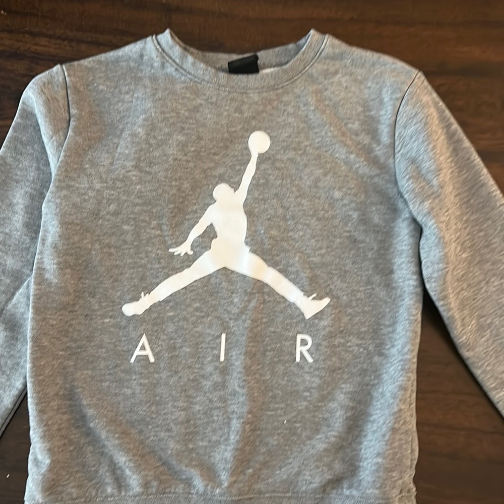 Jordan crew neck sweatshirt 10/12